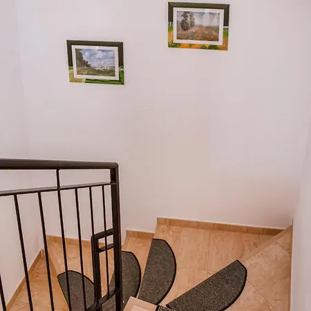 Apartment In Tossa De Mar, Girona With Wifi *