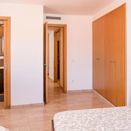 Apartment In Tossa De Mar, Girona With Wifi Tossa de Mar