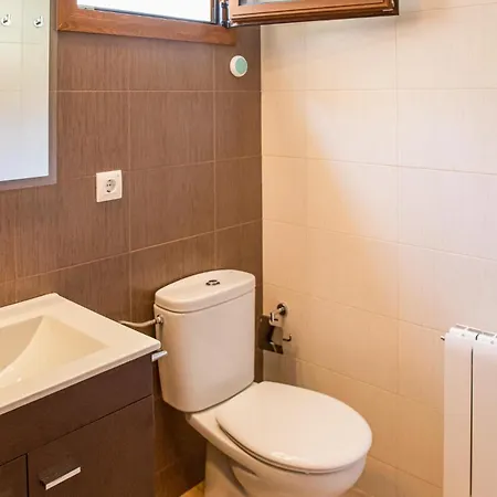 Apartment In Tossa De Mar, Girona With Wifi