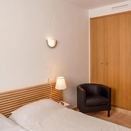 Apartment In Tossa De Mar, Girona With Wifi *
